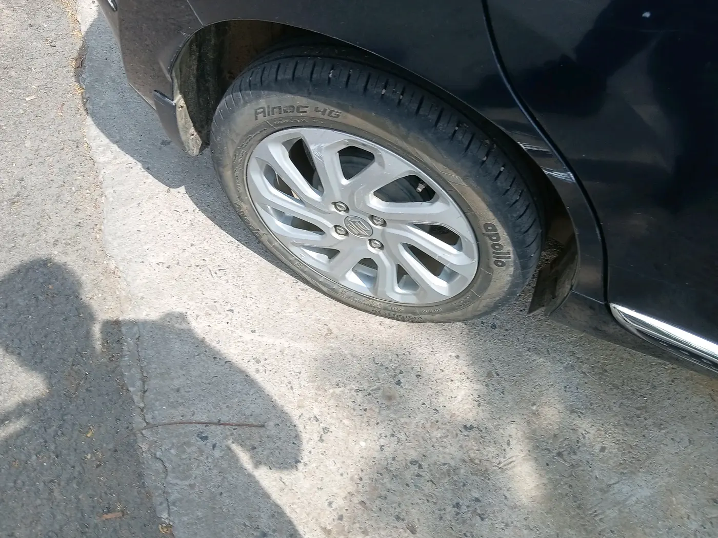2023 Maruti Baleno ZETA 1.2 AGS, Petrol, Automatic, 42,994 km, tyre