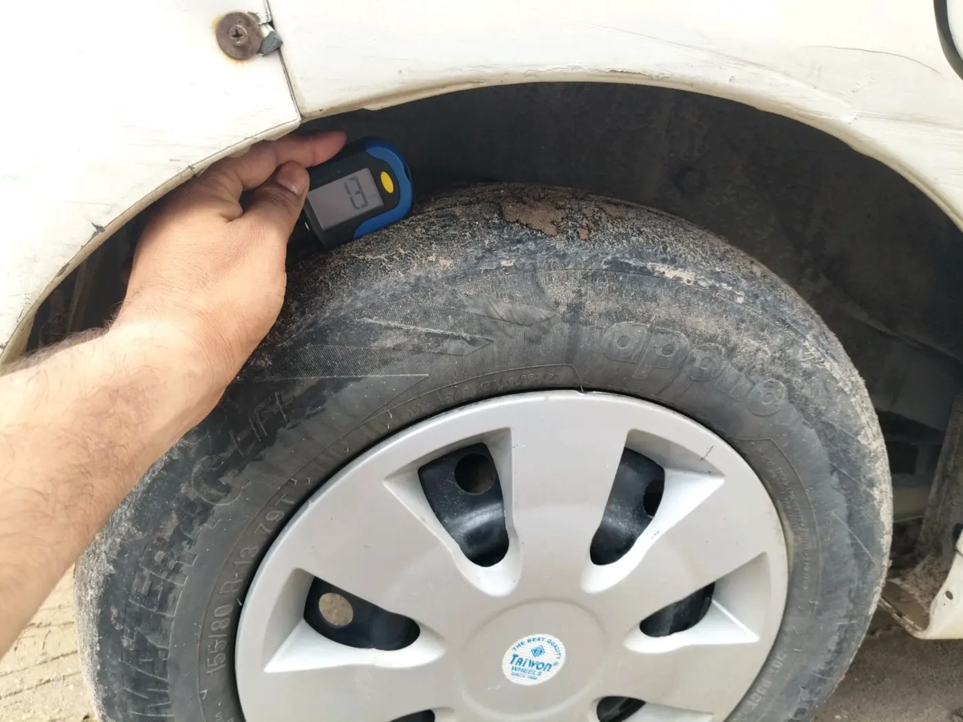2013 Maruti A Star VXI, CNG, Manual, 1,60,458 km, tyre