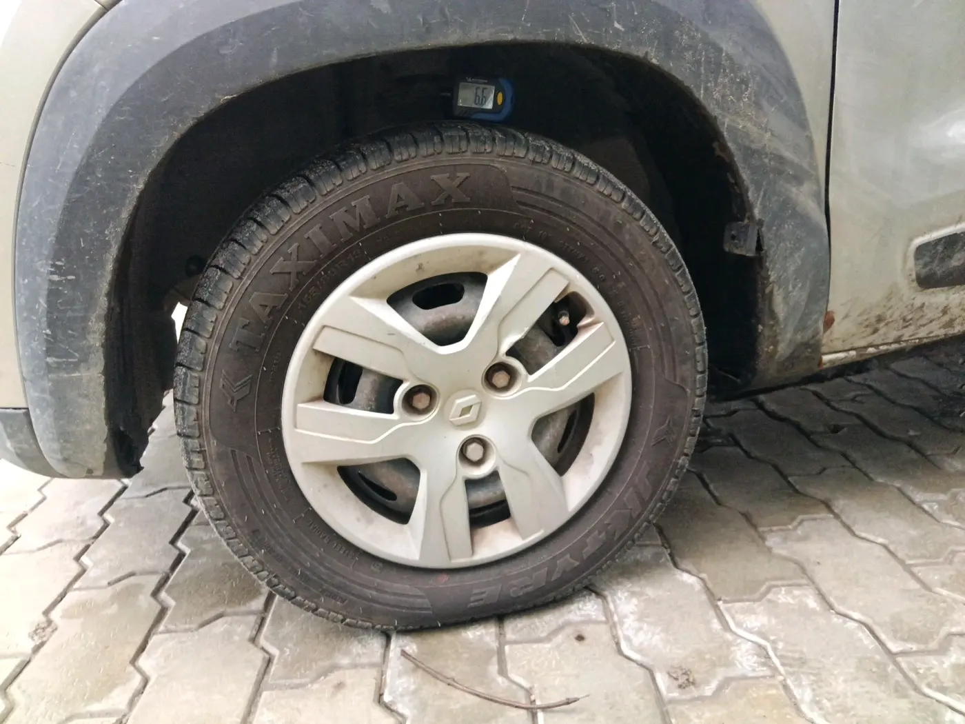 2019 Renault Kwid RXT 0.8 (O), Petrol, Manual, 96,339 km, tyre