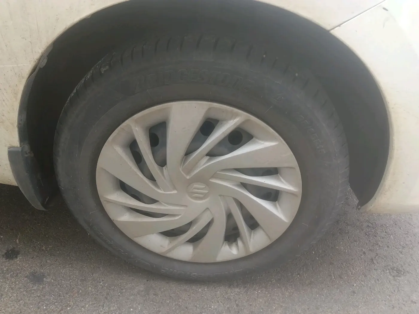2021 Maruti Ertiga VXI CNG, CNG, Manual, 86,513 km, tyre