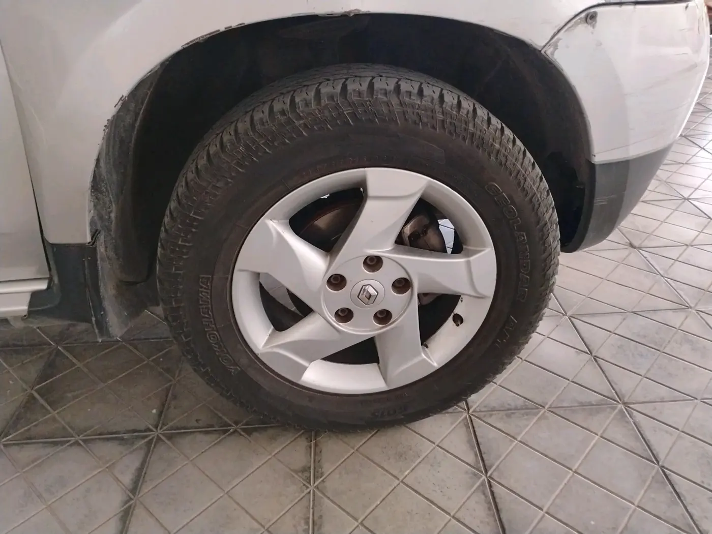 2012 Renault Duster 110 PS RXZ DIESEL, Diesel, Manual, 2,47,320 km, tyre