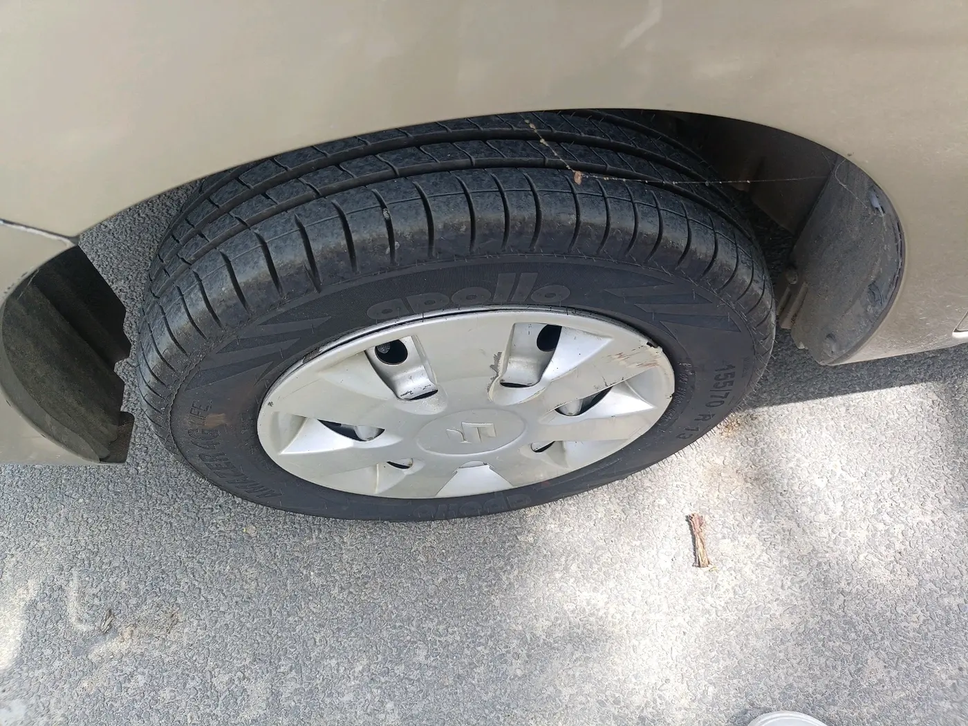 2014 Maruti Wagon R 1.0 LXI, Petrol, Manual, 23,735 km, tyre