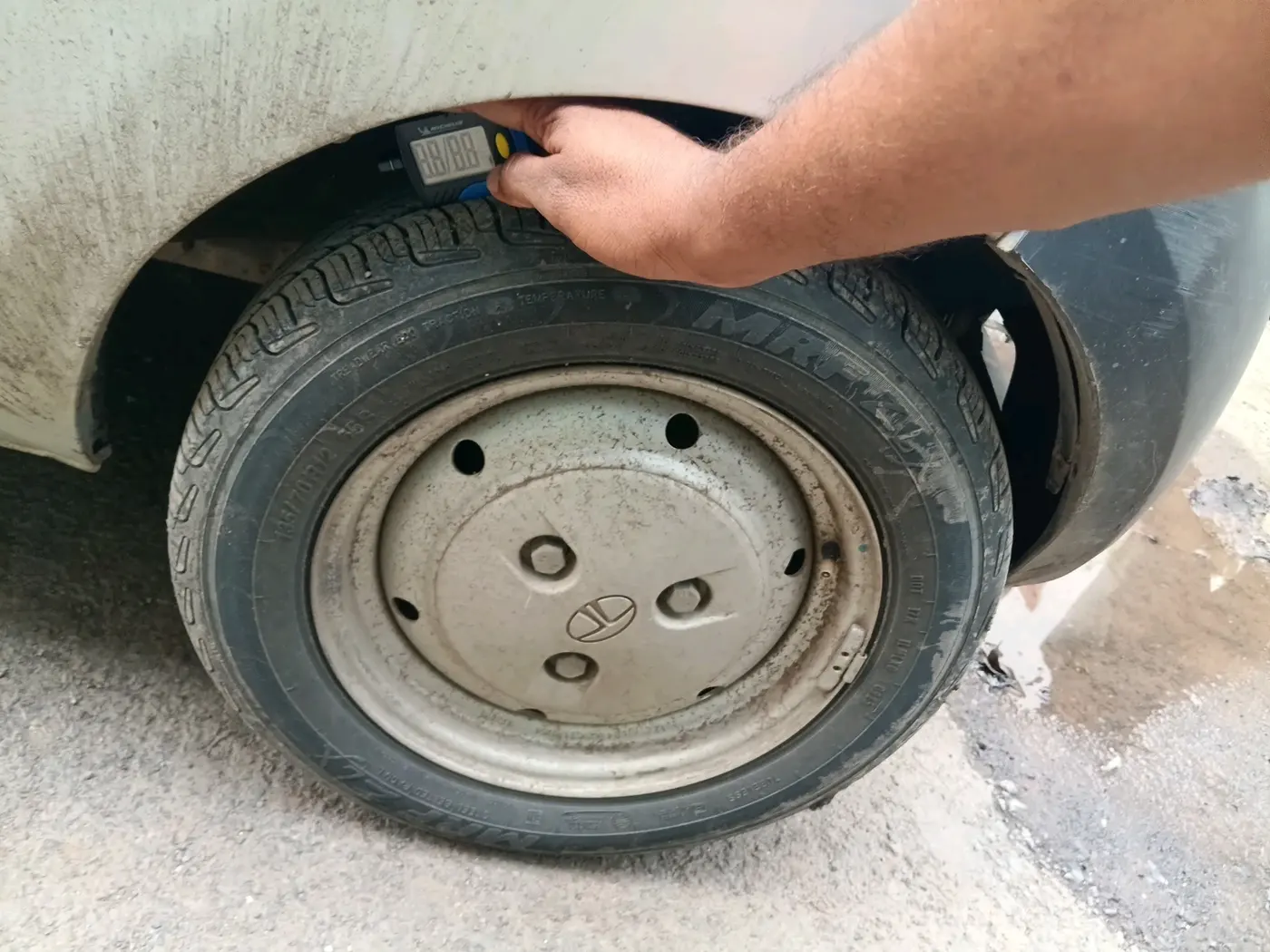 2012 Tata Nano CX, Petrol, Manual, 42,143 km, tyre