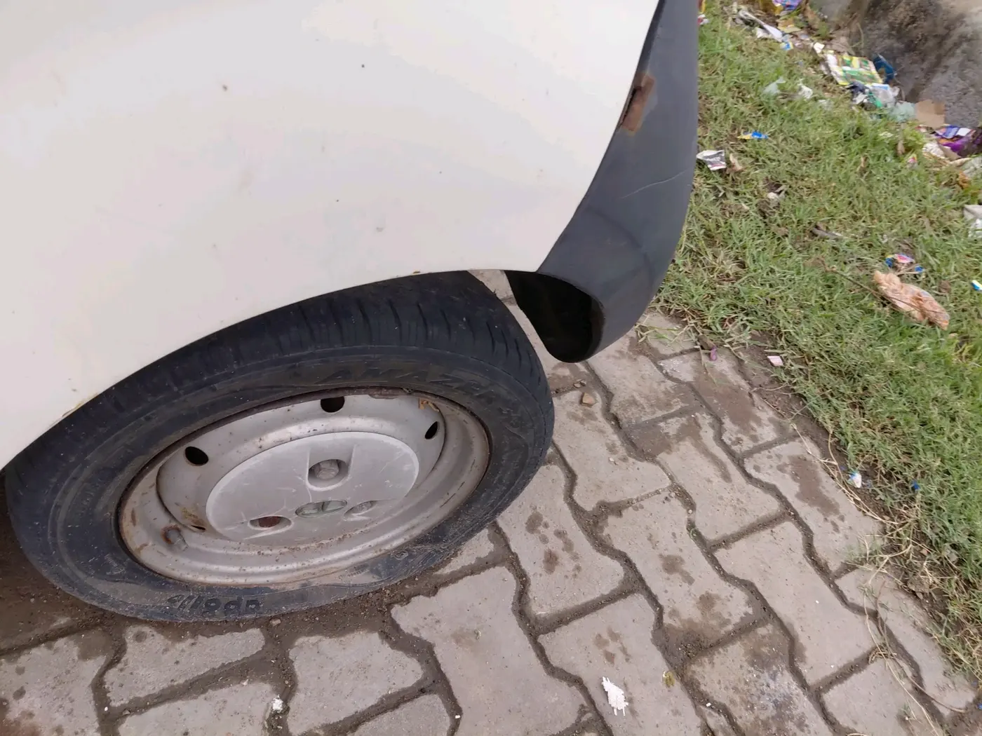 2011 Tata Nano CX, Petrol, Manual, 15,000 km, tyre