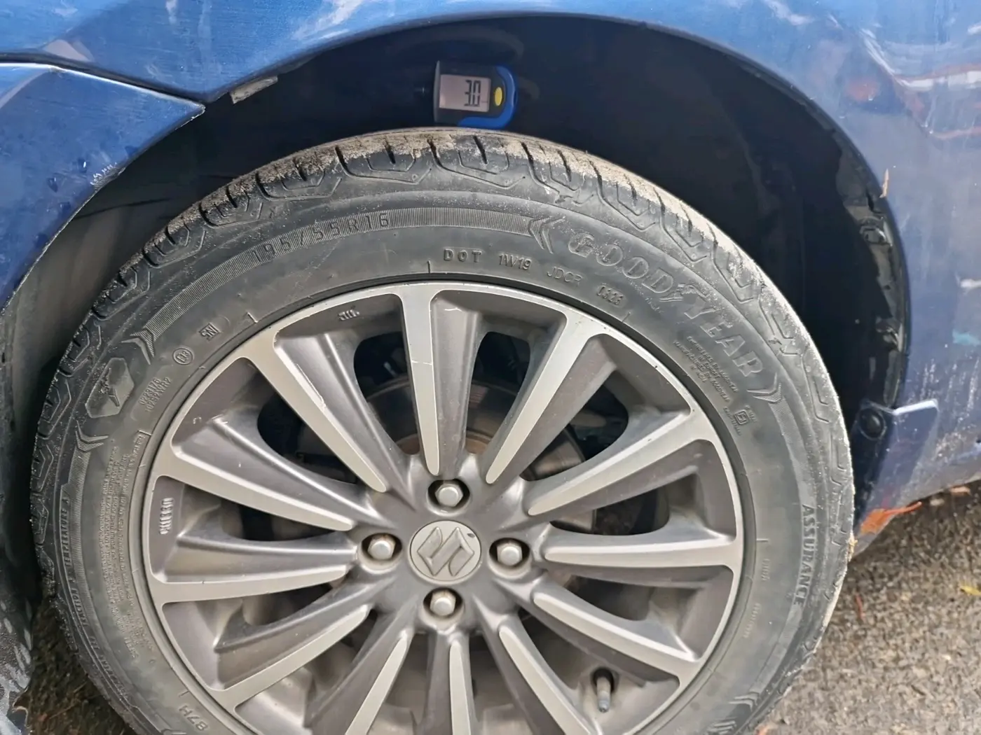 2018 Maruti Ciaz ALPHA  AT 1.5 SHVS PETROL, Petrol, Automatic, 1,49,251 km, tyre