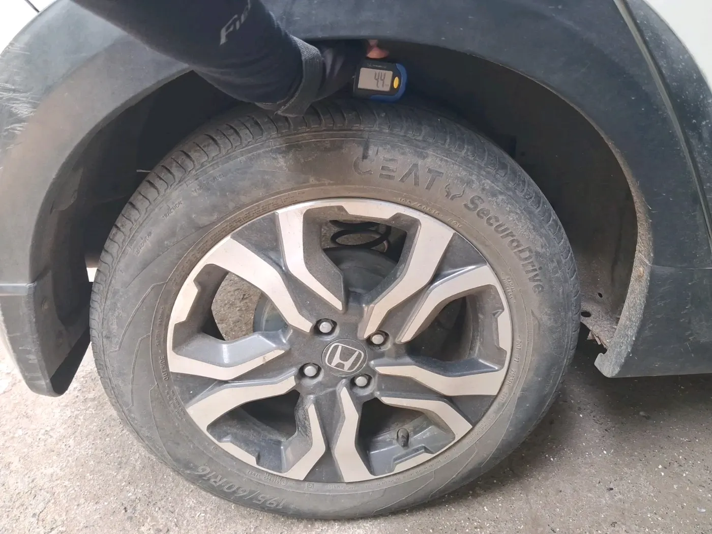 2018 Honda WR-V 1.5L I-DTEC VX MT, Diesel, Manual, 90,680 km, tyre