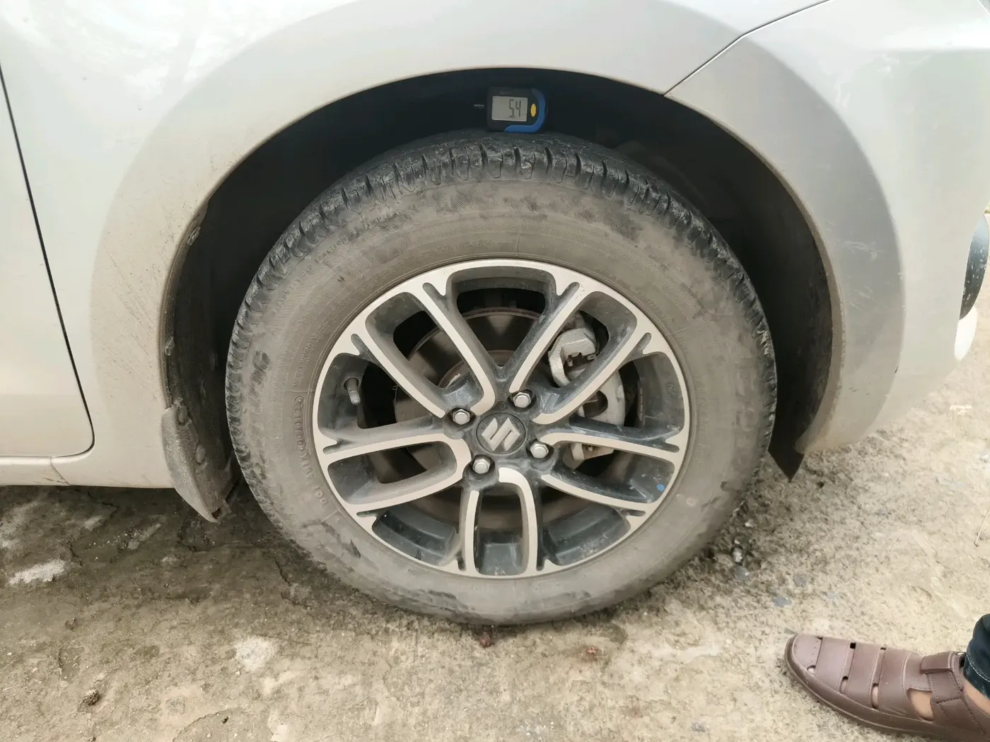 2024 Maruti Swift ZXI PLUS, Petrol, Manual, 17,463 km, tyre