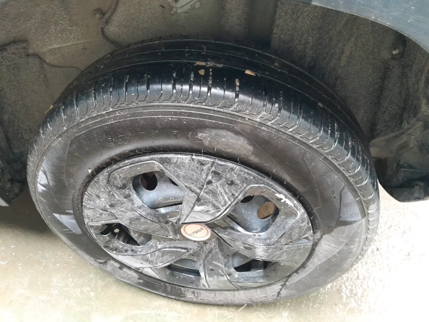 2024 Tata PUNCH Adventure (S), Petrol, Manual, 16,748 km, tyre
