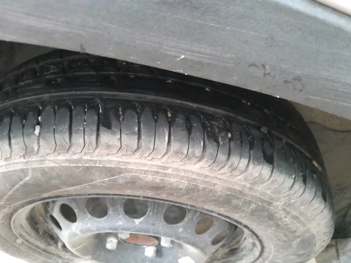 2024 Tata PUNCH Adventure (S), Petrol, Manual, 16,748 km, tyre