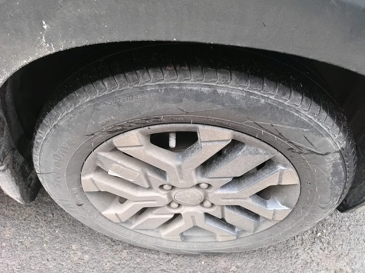 2025 Hyundai EXTER SX (O) CONNECT, Petrol, Manual, 14,300 km, tyre