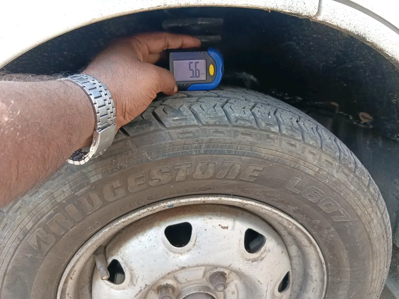 2013 Maruti Eeco 5 STR WITH A/C+HTR, Petrol, Manual, 1,29,944 km, tyre