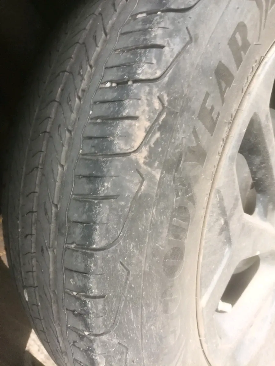 2024 Maruti FRONX DELTA PLUS 1.2L AGS, Petrol, Automatic, 32,214 km, tyre