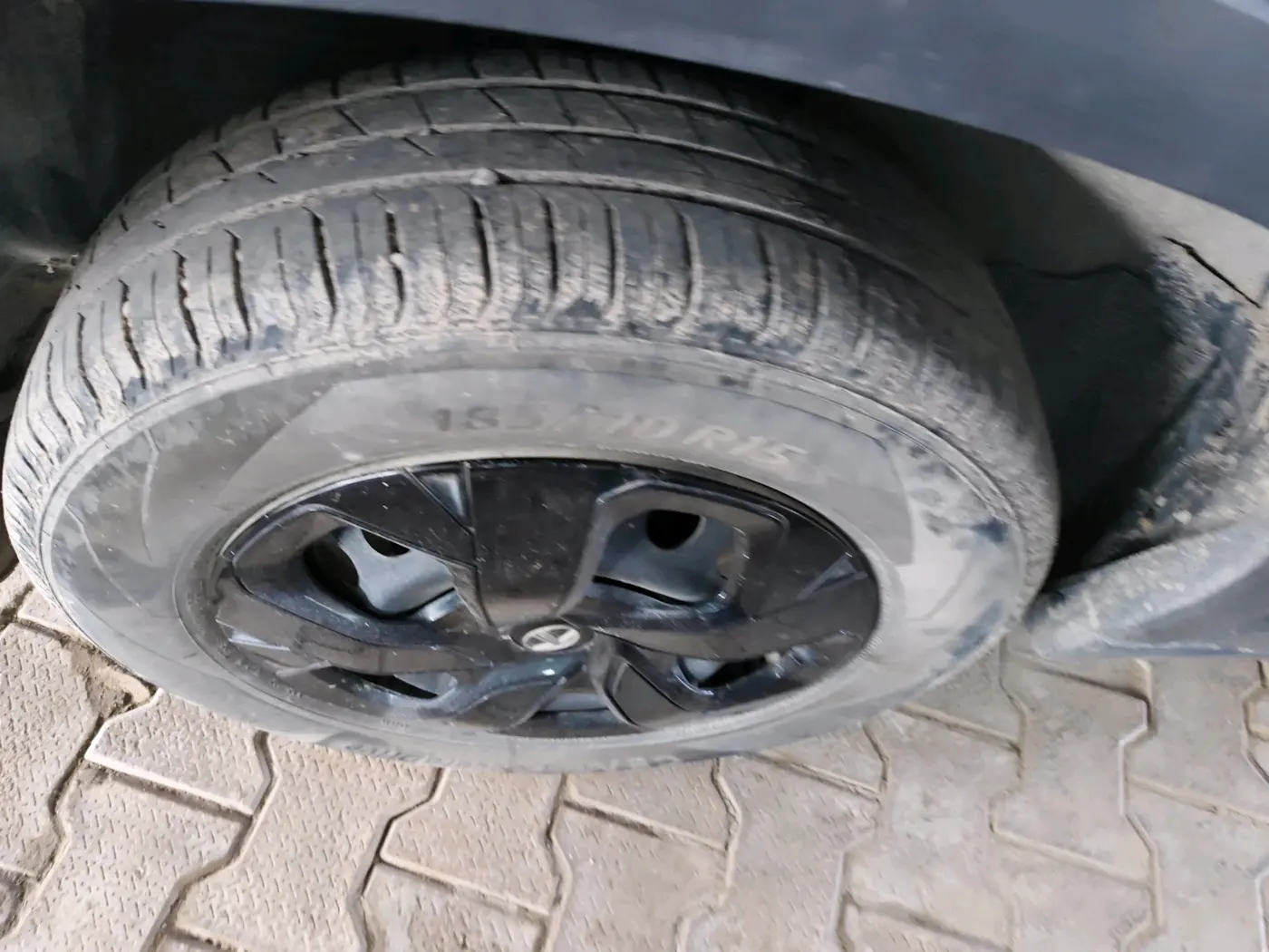 2023 Tata PUNCH ADVENTURE MT, Petrol, Manual, 30,609 km, tyre