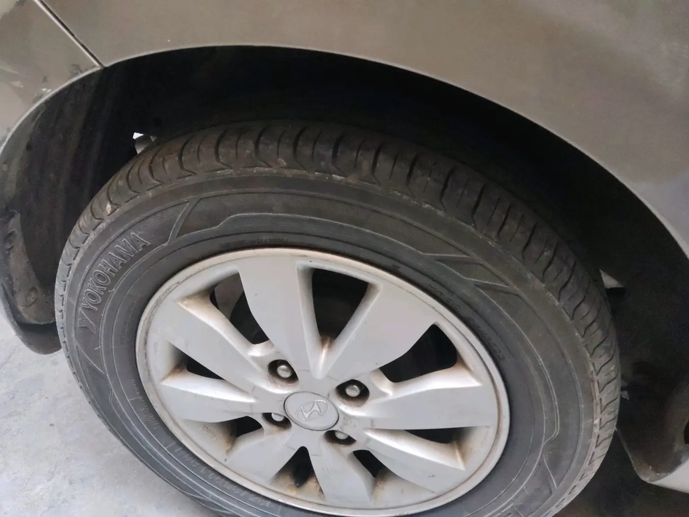2013 Hyundai i20 ASTA 1.2, Petrol, Manual, 1,39,234 km, tyre