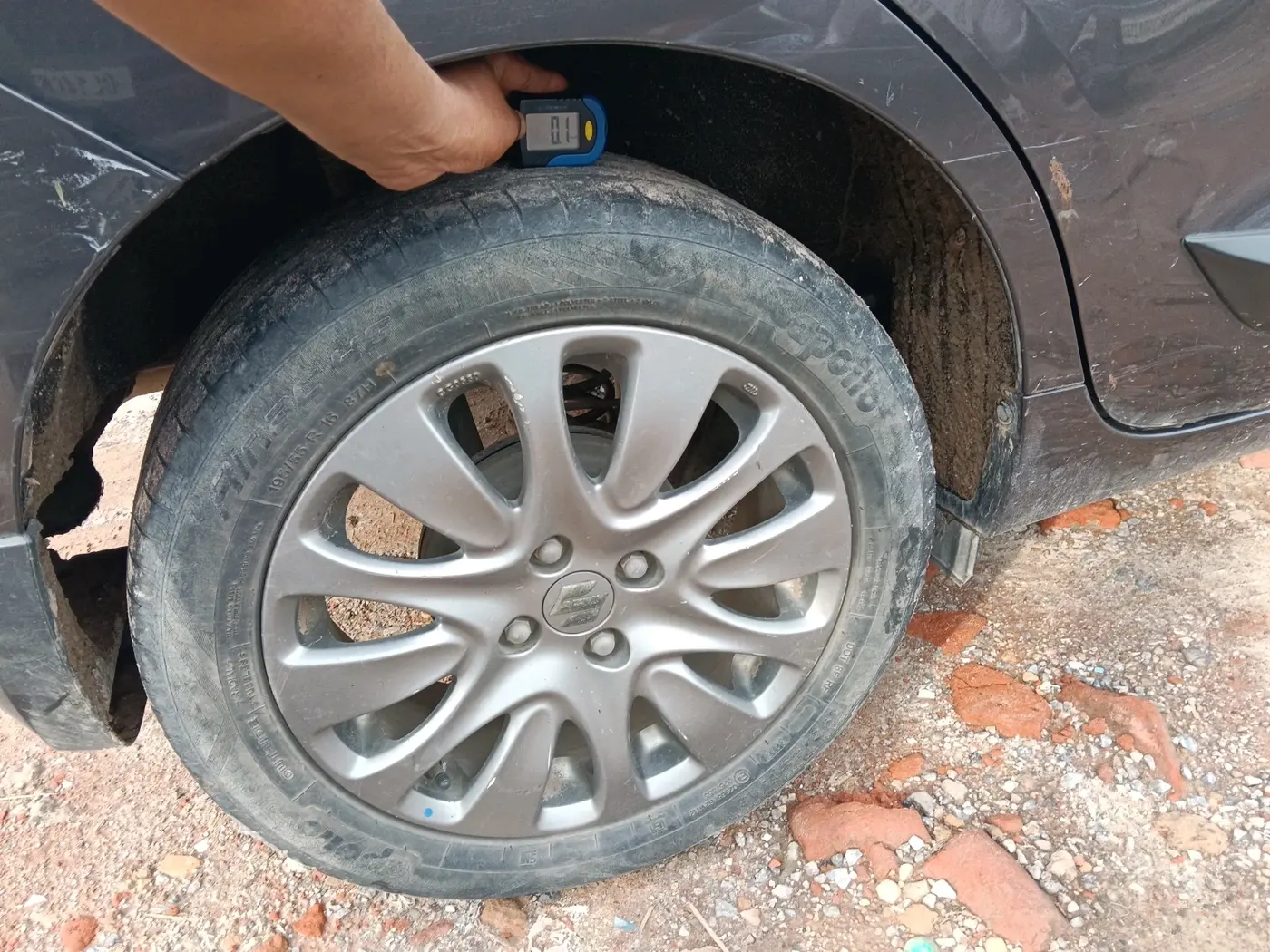 2017 Maruti Baleno ALPHA PETROL 1.2, Petrol, Manual, 70,052 km, tyre