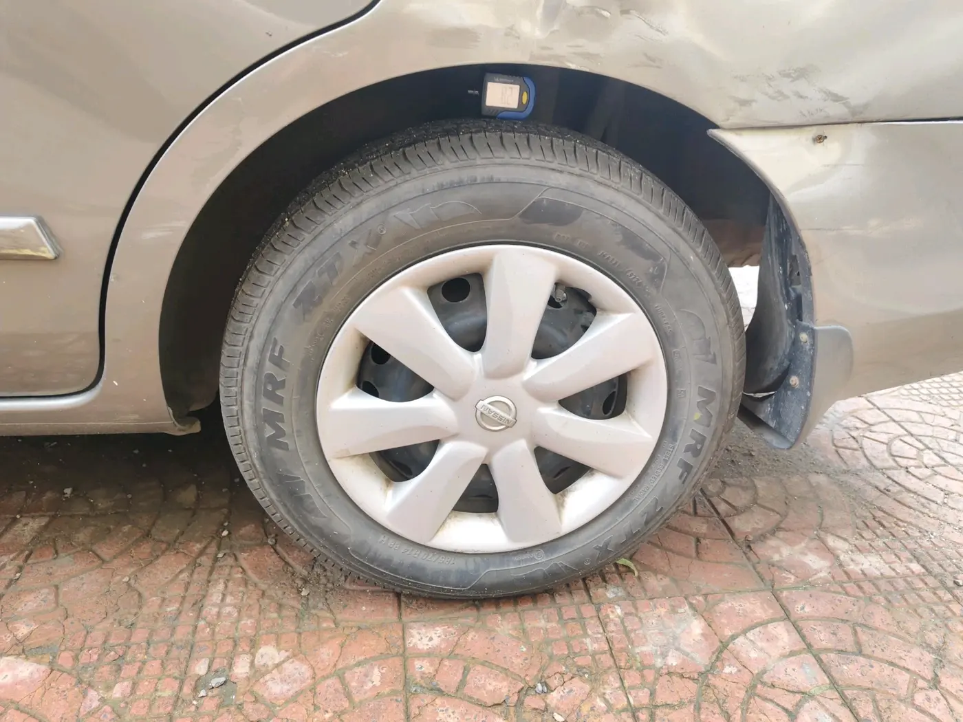 2014 Nissan Sunny XL, Petrol, Manual, 49,475 km, tyre