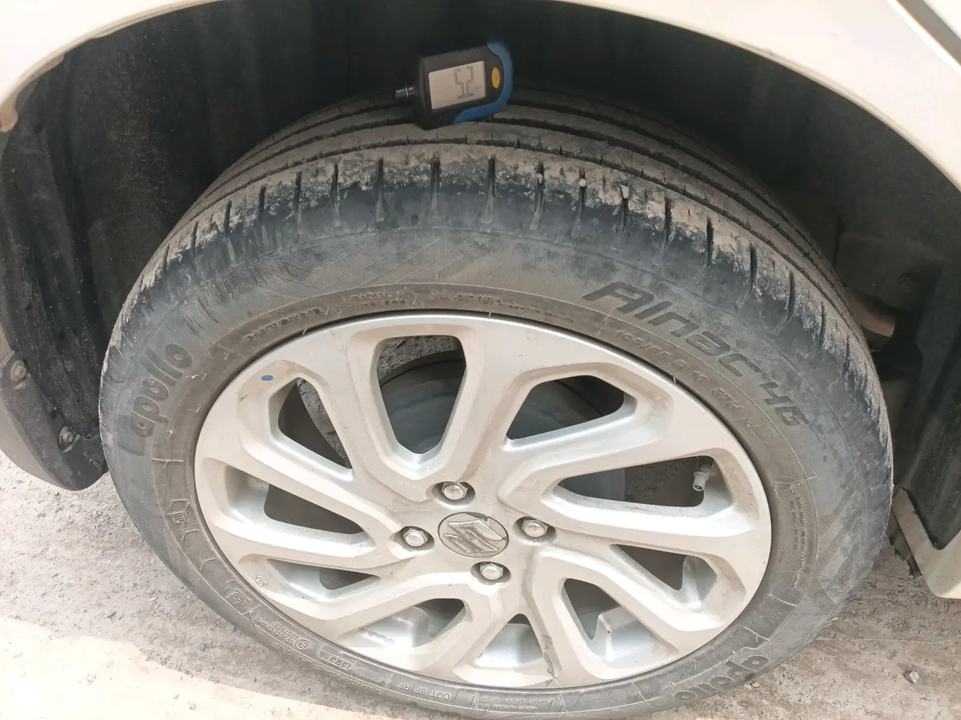 2023 Maruti Baleno ZETA 1.2 AGS, Petrol, Automatic, 28,740 km, tyre