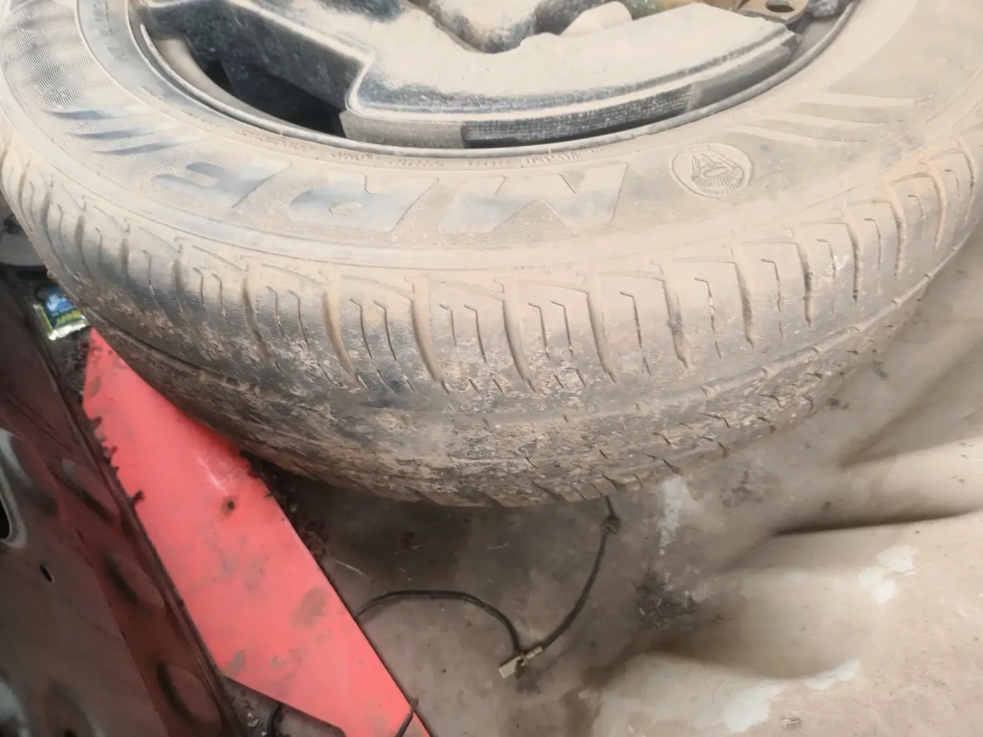 2019 Maruti Vitara Brezza VDI, Diesel, Manual, 1,51,904 km, tyre