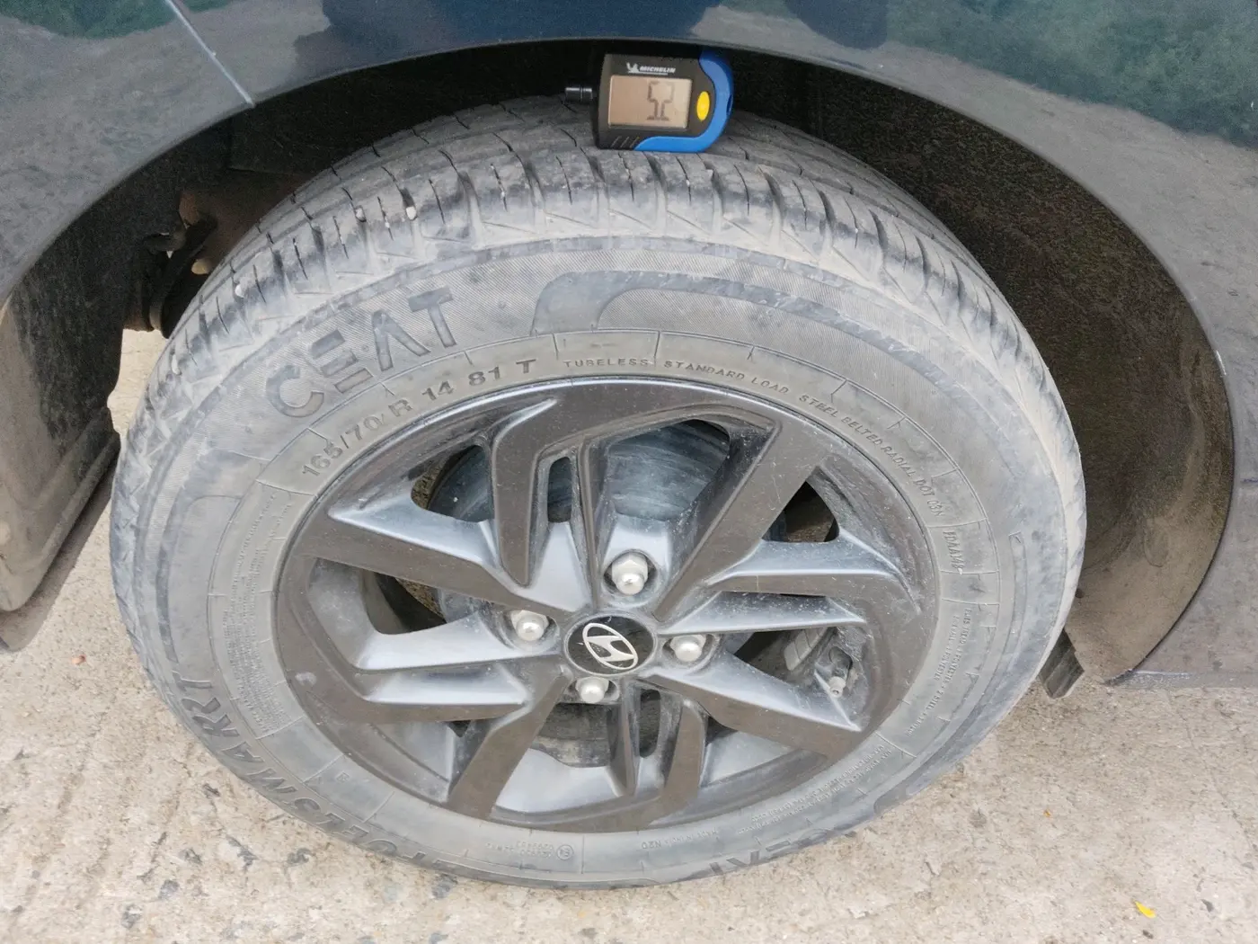 2022 Hyundai GRAND I10 NIOS SPORTZ AMT 1.2 KAPPA VTVT, Petrol, Automatic, 20,306 km, tyre