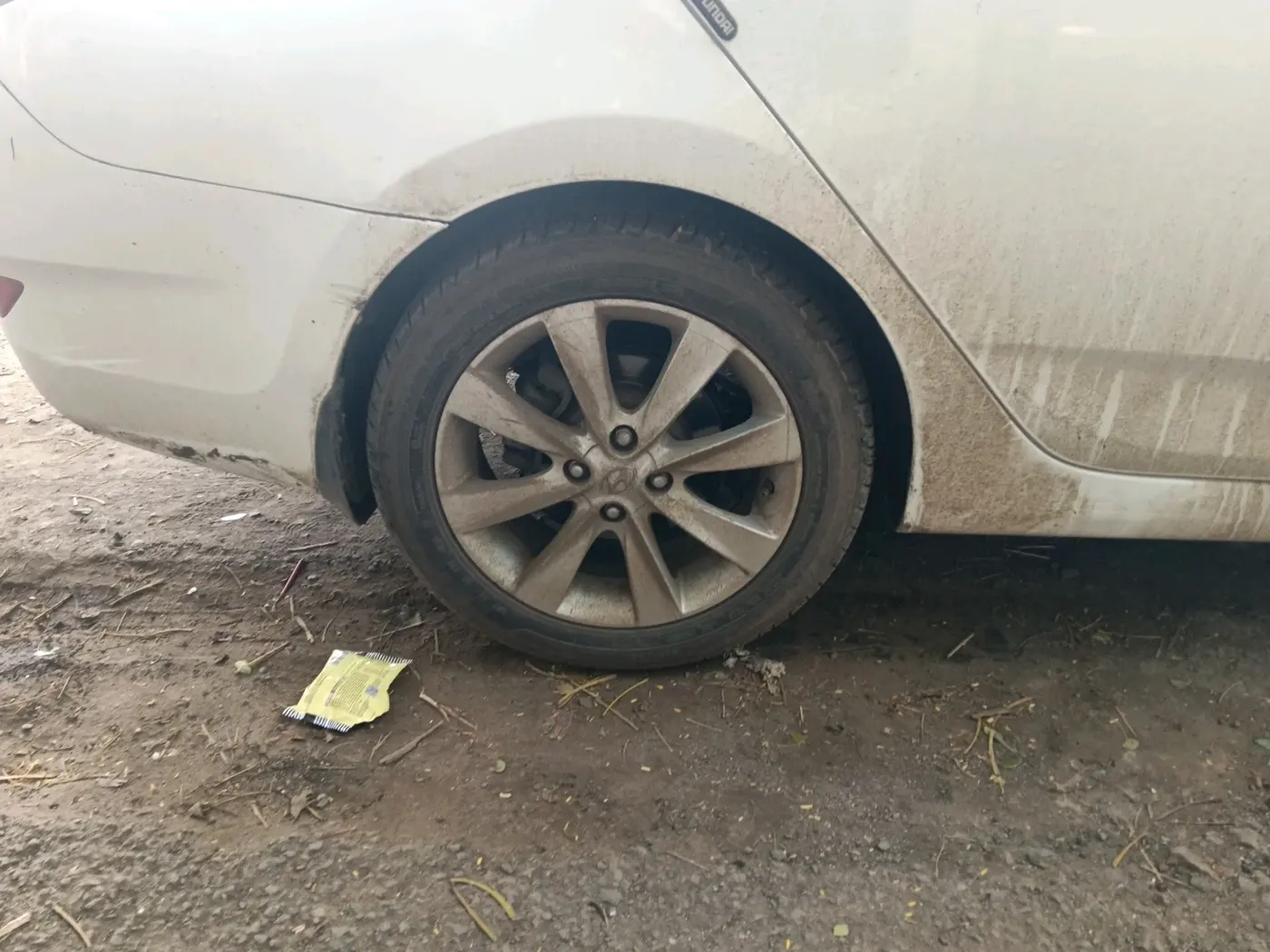 2011 Hyundai Verna FLUIDIC 1.6 CRDI SX, Diesel, Manual, 99,999 km, tyre