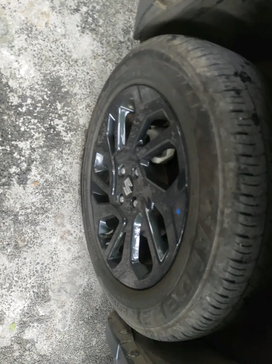 2024 Maruti FRONX DELTA PLUS 1.2MT, Petrol, Manual, 17,785 km, tyre