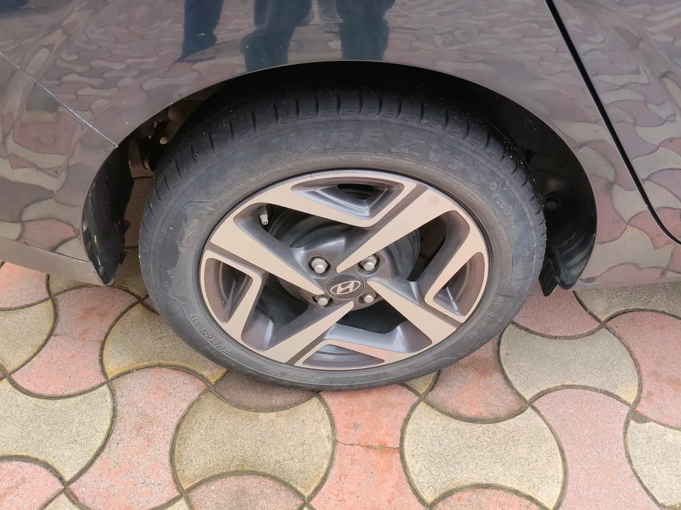 2022 Hyundai AURA SX 1.2 CNG, CNG, Manual, 43,059 km, tyre