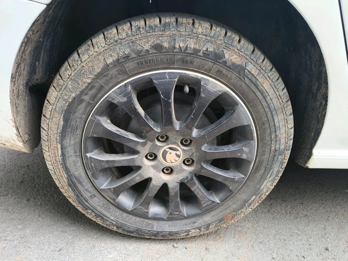 2015 Skoda Rapid 1.5 TDI CR ELEGANCE AT, Diesel, Automatic, 97,963 km, tyre