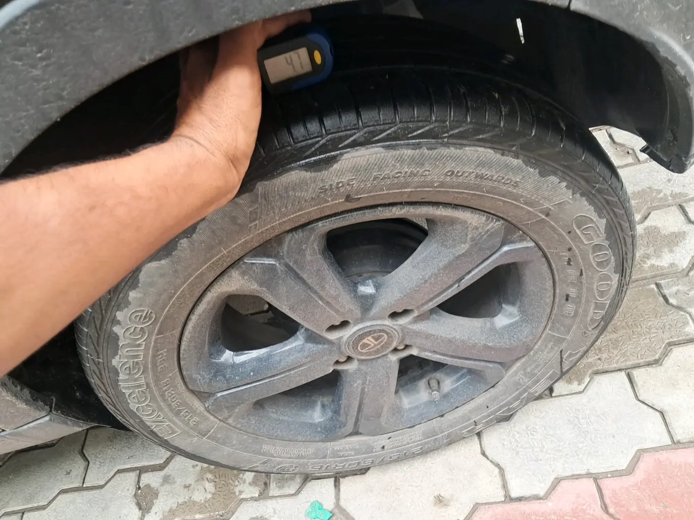 2023 Tata NEXON  XZ Plus LUX Dark Edition, Petrol, Manual, 60,375 km, tyre