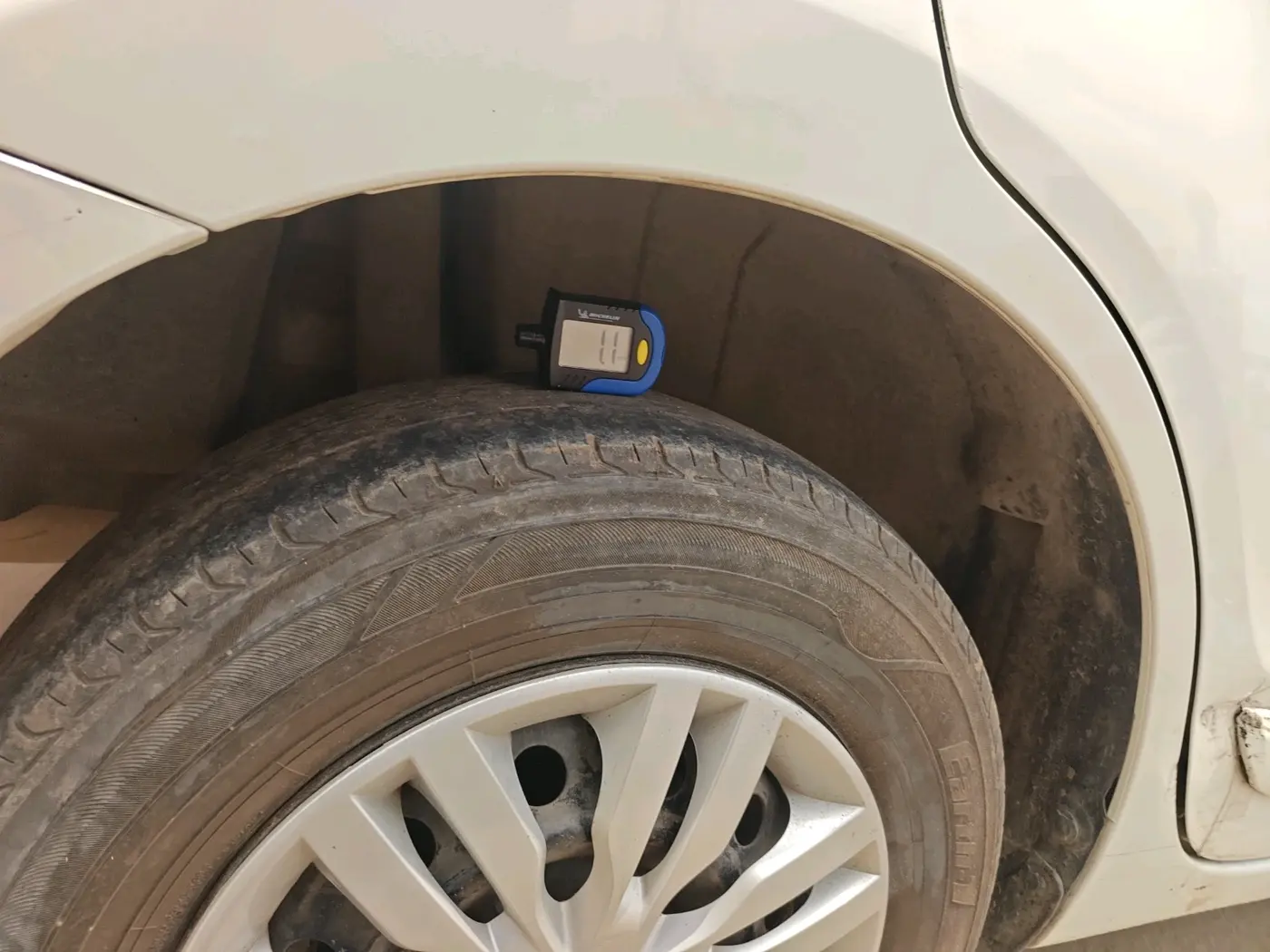 2024 Maruti Dzire VXI, Petrol, Manual, 35,121 km, tyre