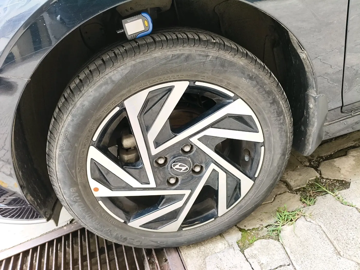 2024 Hyundai NEW I20 ASTA (O) 1.2 MT, Petrol, Manual, 15,146 km, tyre