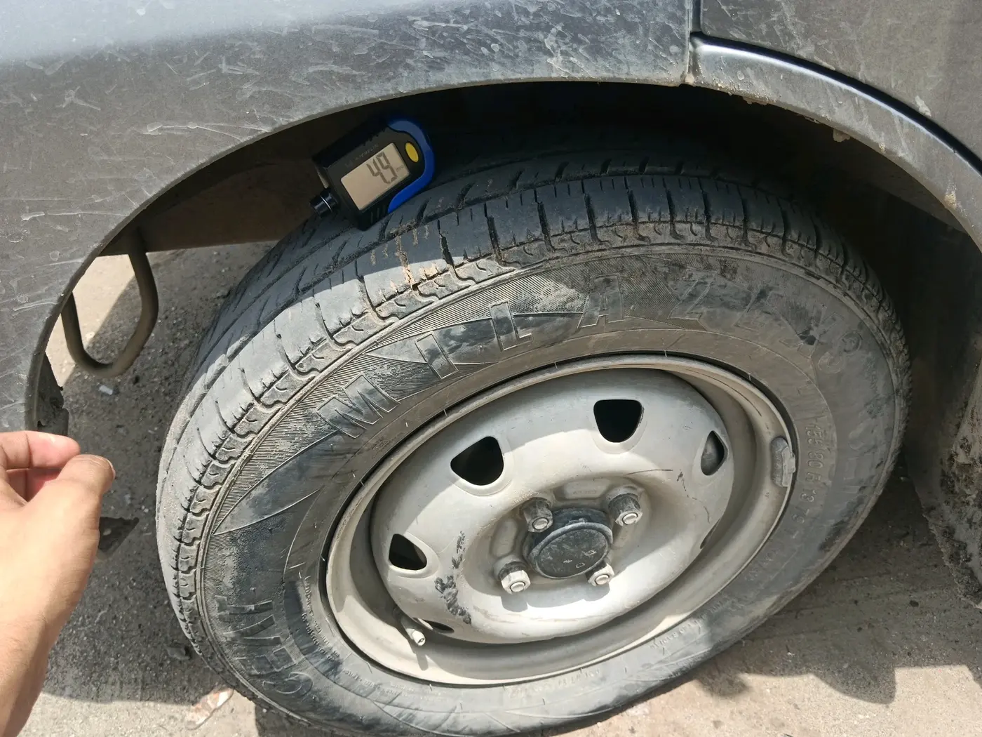 2022 Maruti Eeco 5 STR AC (O), CNG, Manual, 46,447 km, tyre
