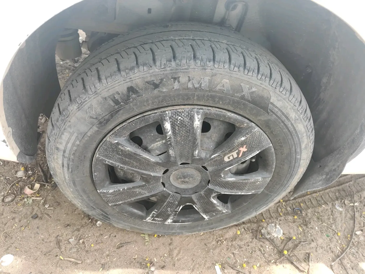 2014 Tata Indica Vista LS TDI, Diesel, Manual, 2,03,263 km, tyre