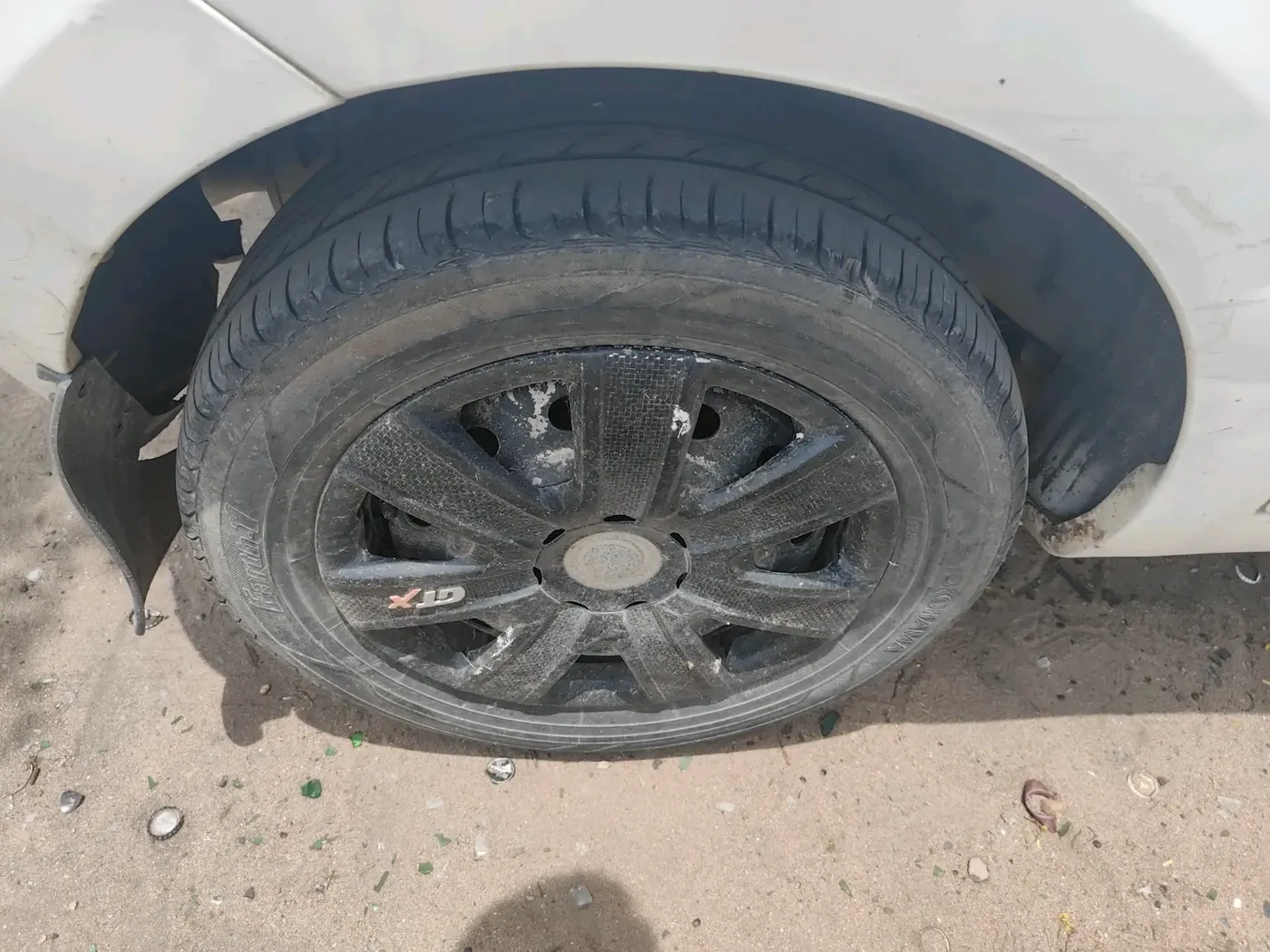 2014 Tata Indica Vista LS TDI, Diesel, Manual, 2,03,263 km, tyre
