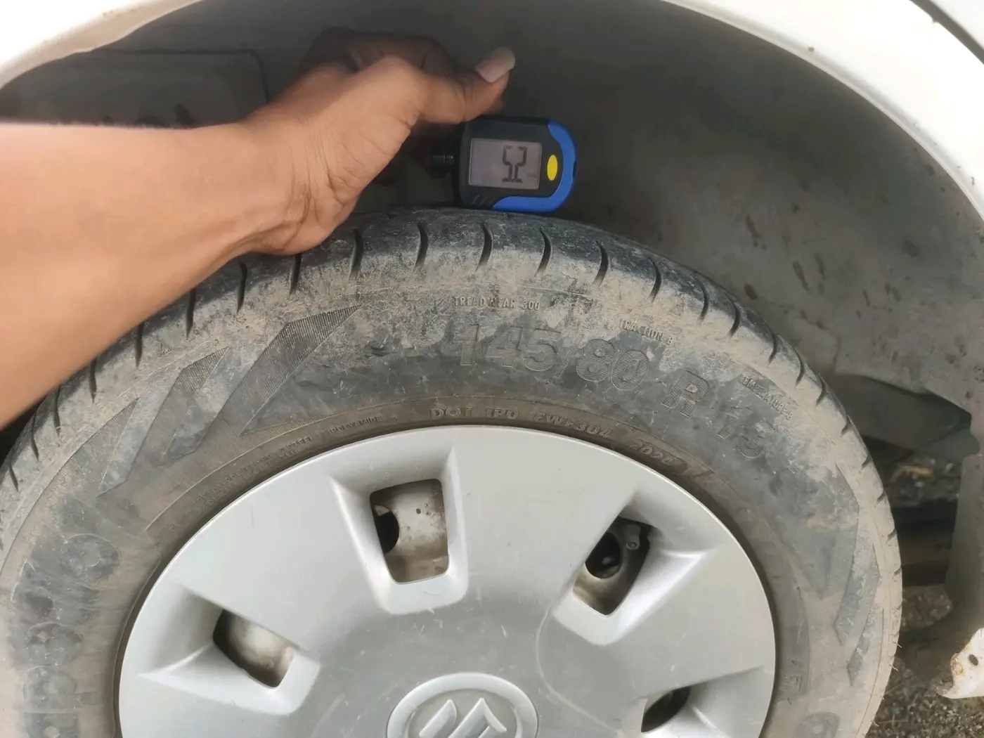 2014 Maruti Wagon R 1.0 LXI CNG, CNG, Manual, 1,92,357 km, tyre