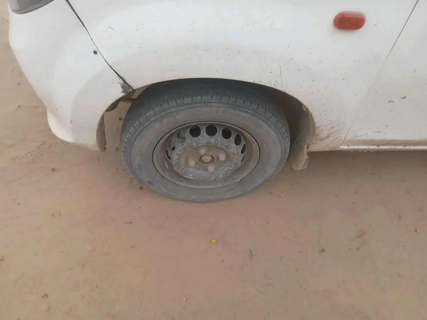 2015 Maruti Alto 800 LXI, Petrol, Manual, 54,734 km, tyre