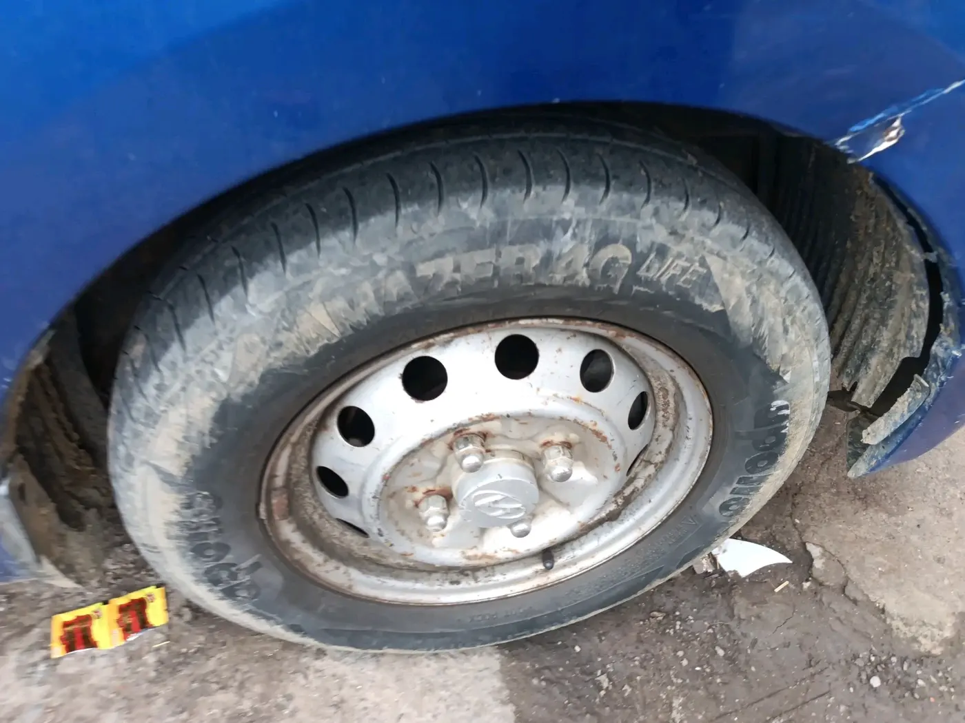 2014 Hyundai Eon D-LITE+, Petrol, Manual, 49,166 km, tyre