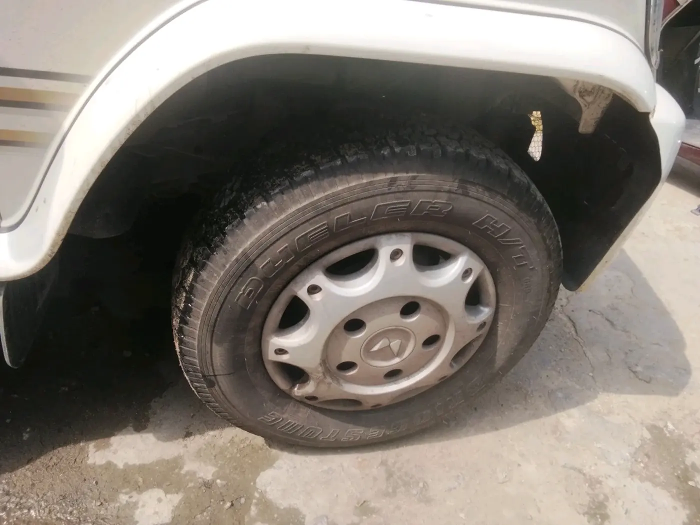 2024 Mahindra Bolero B6, Diesel, Manual, 24,239 km, tyre