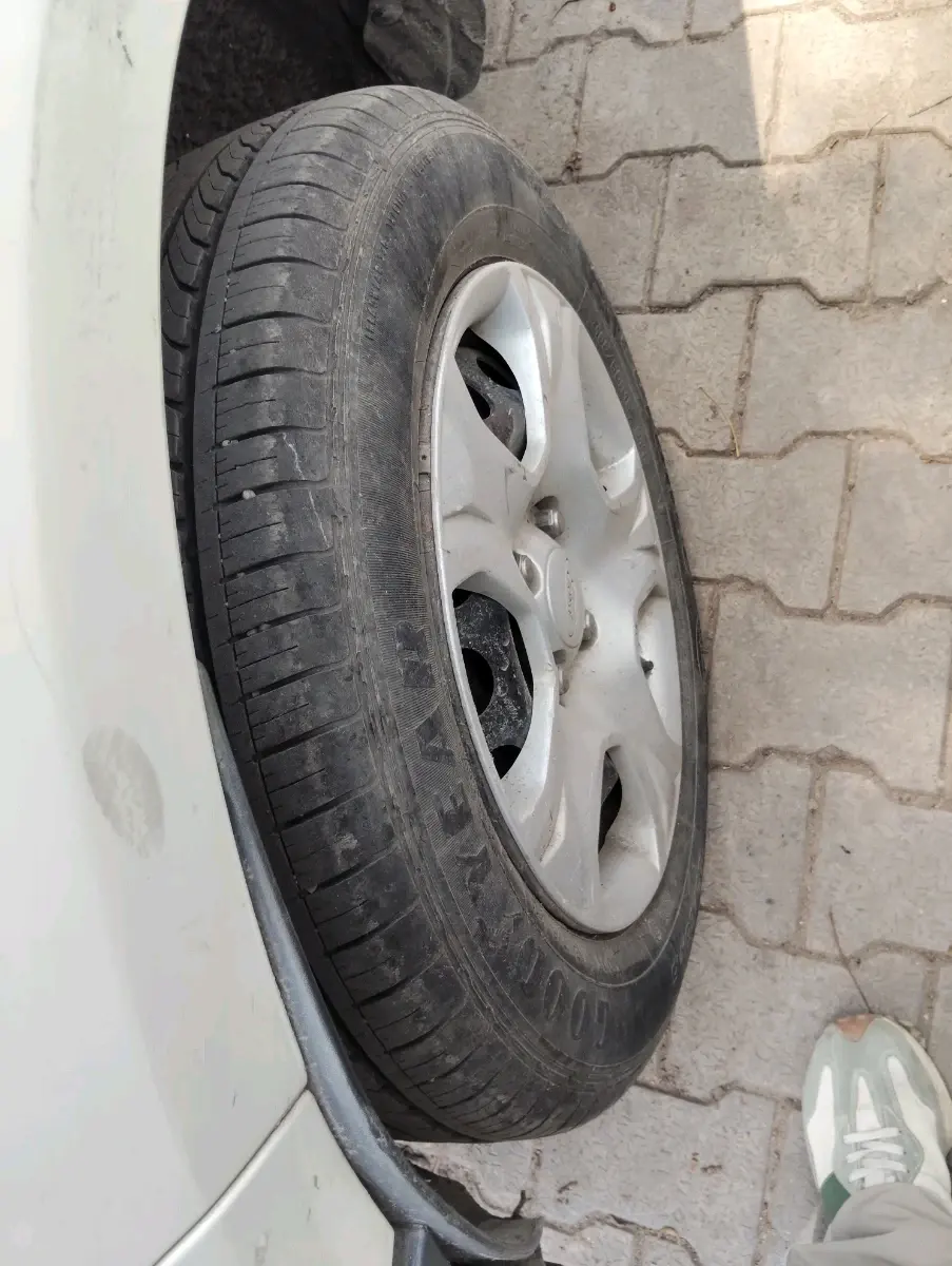 2016 Ford Ecosport TREND 1.5L PETROL, Petrol, Manual, 61,852 km, tyre