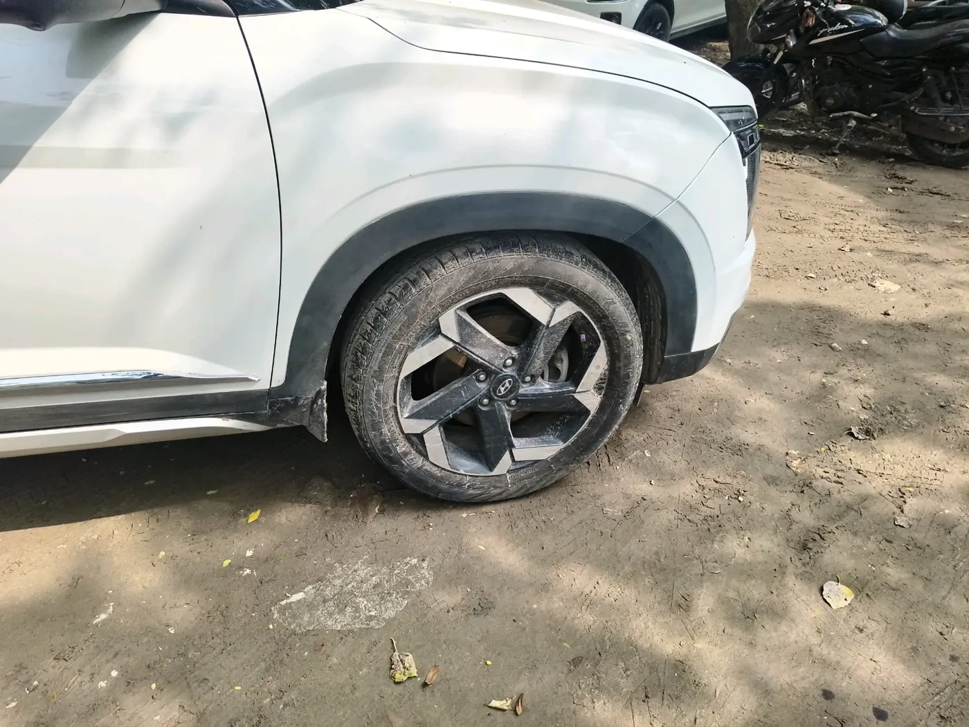 2022 Hyundai ALCAZAR PLATINUM 1.5 MT 7STR, Diesel, Manual, 40,013 km, tyre