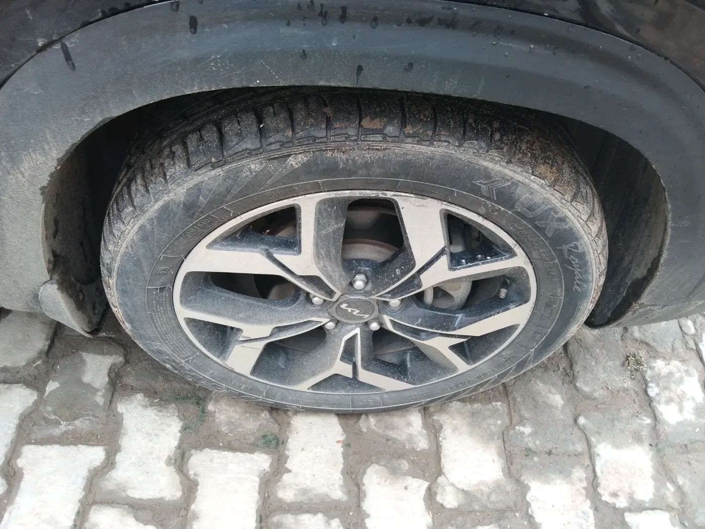 2023 KIA SELTOS  GTX PLUS 1.5 DIESEL AT, Diesel, Automatic, 7,562 km, tyre