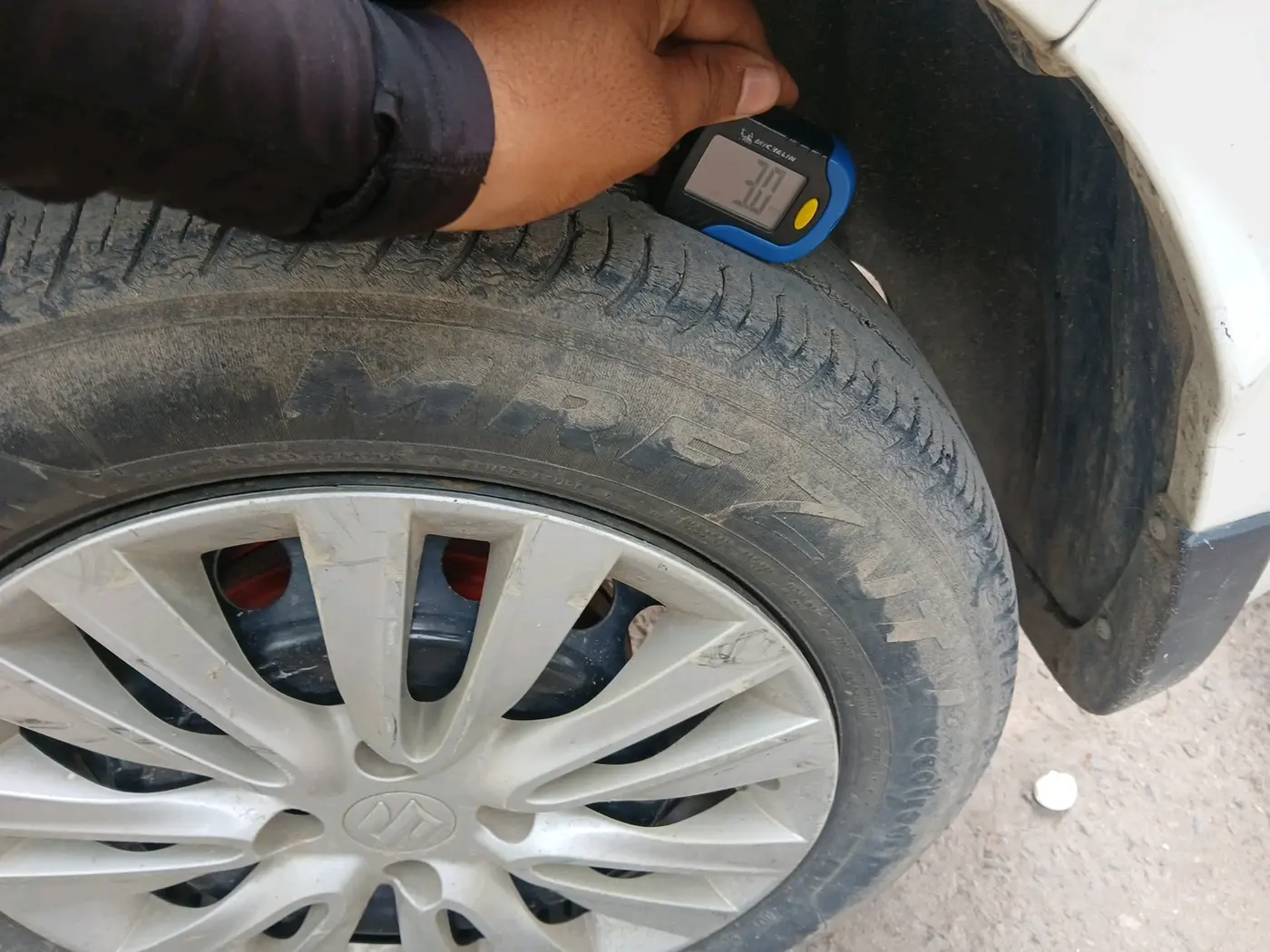 2024 Maruti Baleno SIGMA PETROL 1.2, Petrol, Manual, 15,813 km, tyre