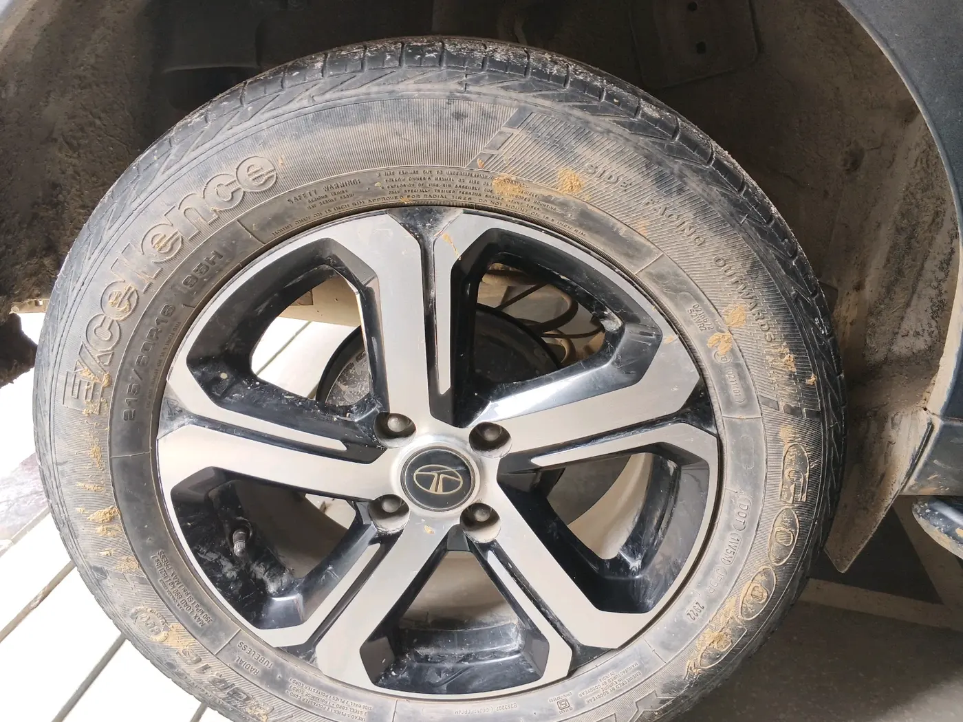2022 Tata NEXON XZ PLUS PETROL, Petrol, Manual, 32,674 km, tyre