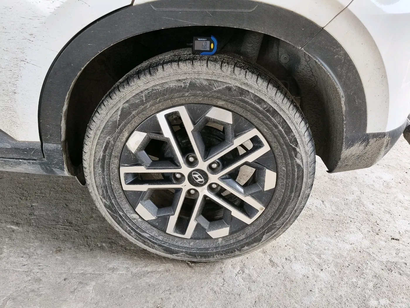 2022 Hyundai VENUE SX 1.0 (O) TURBO IMT, Petrol, Manual, 7,33,363 km, tyre