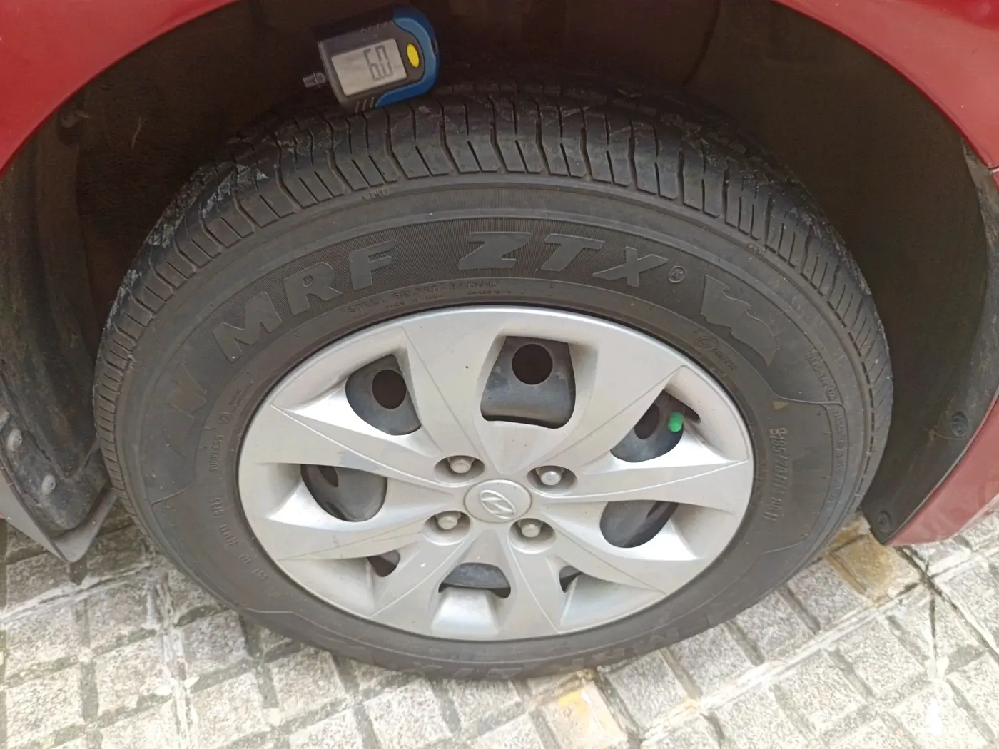 2015 Hyundai Elite i20 SPORTZ 1.2, Petrol, Manual, 47,274 km, tyre