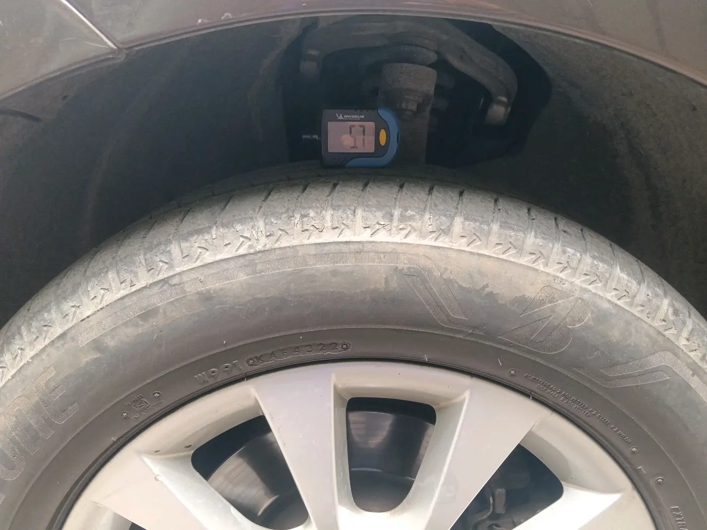 2013 Mercedes Benz Ml Class 250 CDI, Diesel, Automatic, 1,51,860 km, tyre
