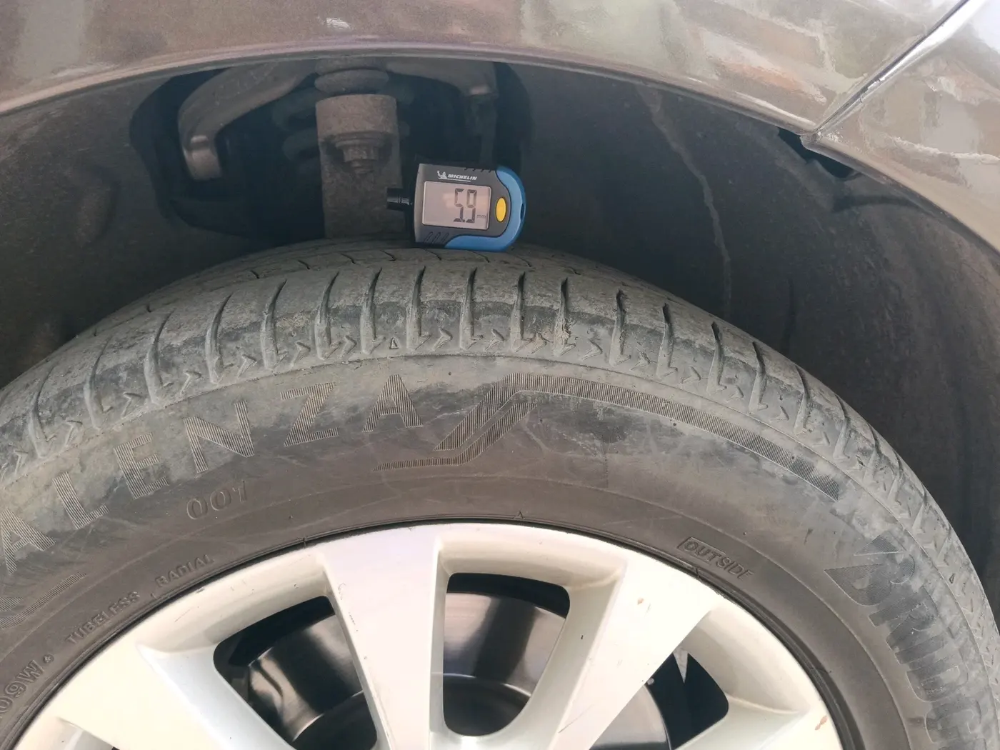 2013 Mercedes Benz Ml Class 250 CDI, Diesel, Automatic, 1,51,860 km, tyre