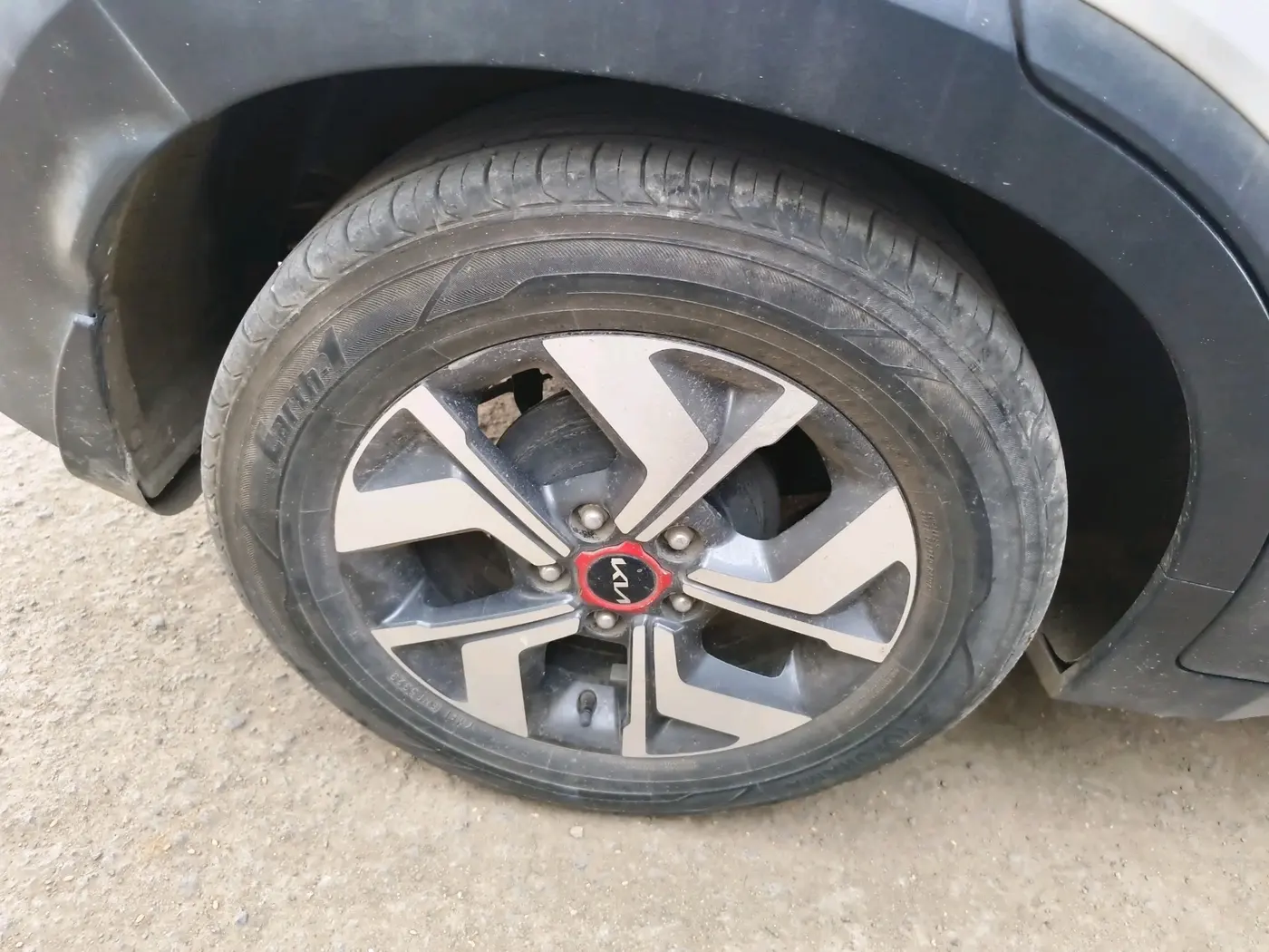 2022 KIA SONET GTX PLUS 1.5, Diesel, Manual, 97,824 km, tyre