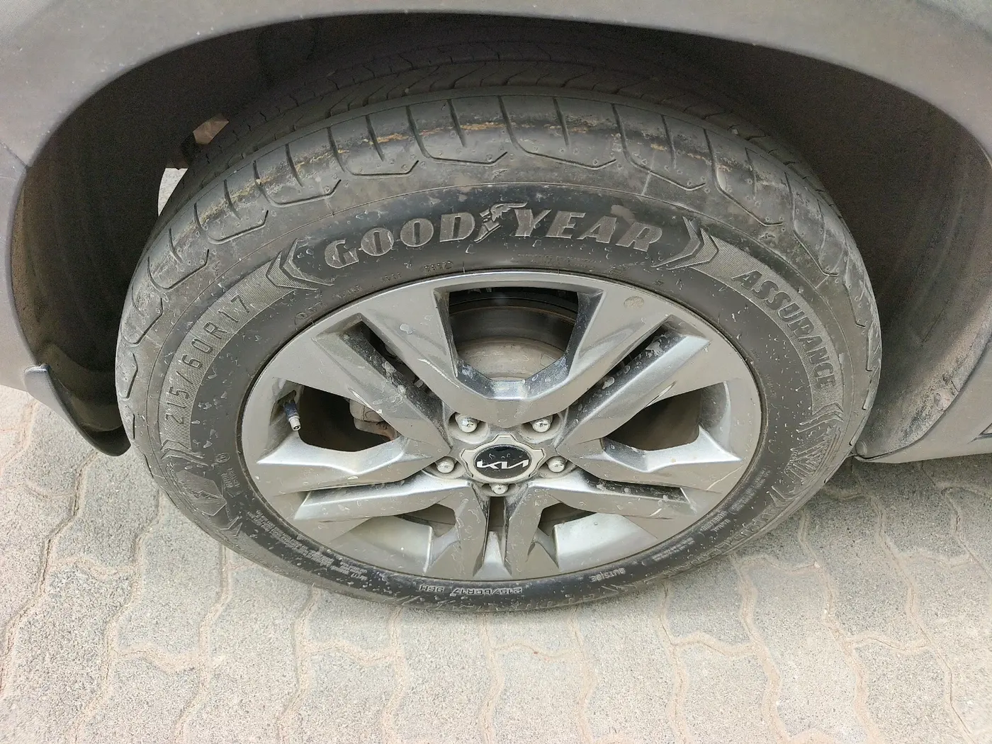 2021 KIA SELTOS HTX 1.5 PETROL, Petrol, Manual, 39,542 km, tyre