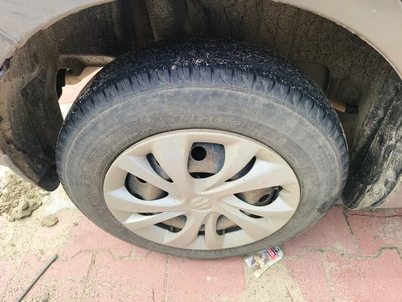 2019 Maruti Swift VXI, Petrol, Manual, 77,077 km, tyre