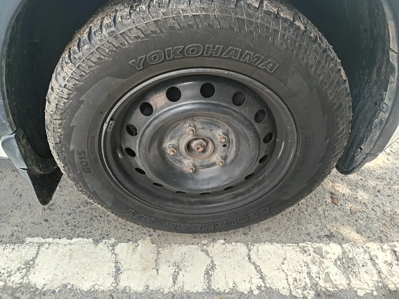 2019 Mahindra XUV500 W7, Diesel, Manual, 1,10,995 km, tyre